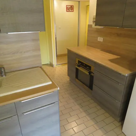 Appartement T2 En Front De Mer Avec Terrasse Et Parking, Sete - Fr-1-472-121 * 塞特港