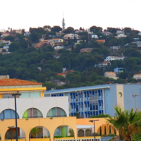 Apartamento T2 En Front De Avec Terrasse Et Parking, - Fr-1-472-121 Sète