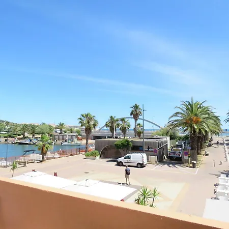 Appartamento T2 En Front De Avec Terrasse Et Parking, - Fr-1-472-121 Sète